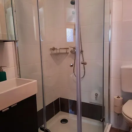 Apartment In Mirow By Lake Vilzsee, Cleaning Included Appartamento *